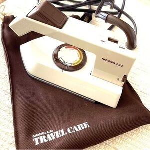 VINTAGE! Travel Clothes Iron!